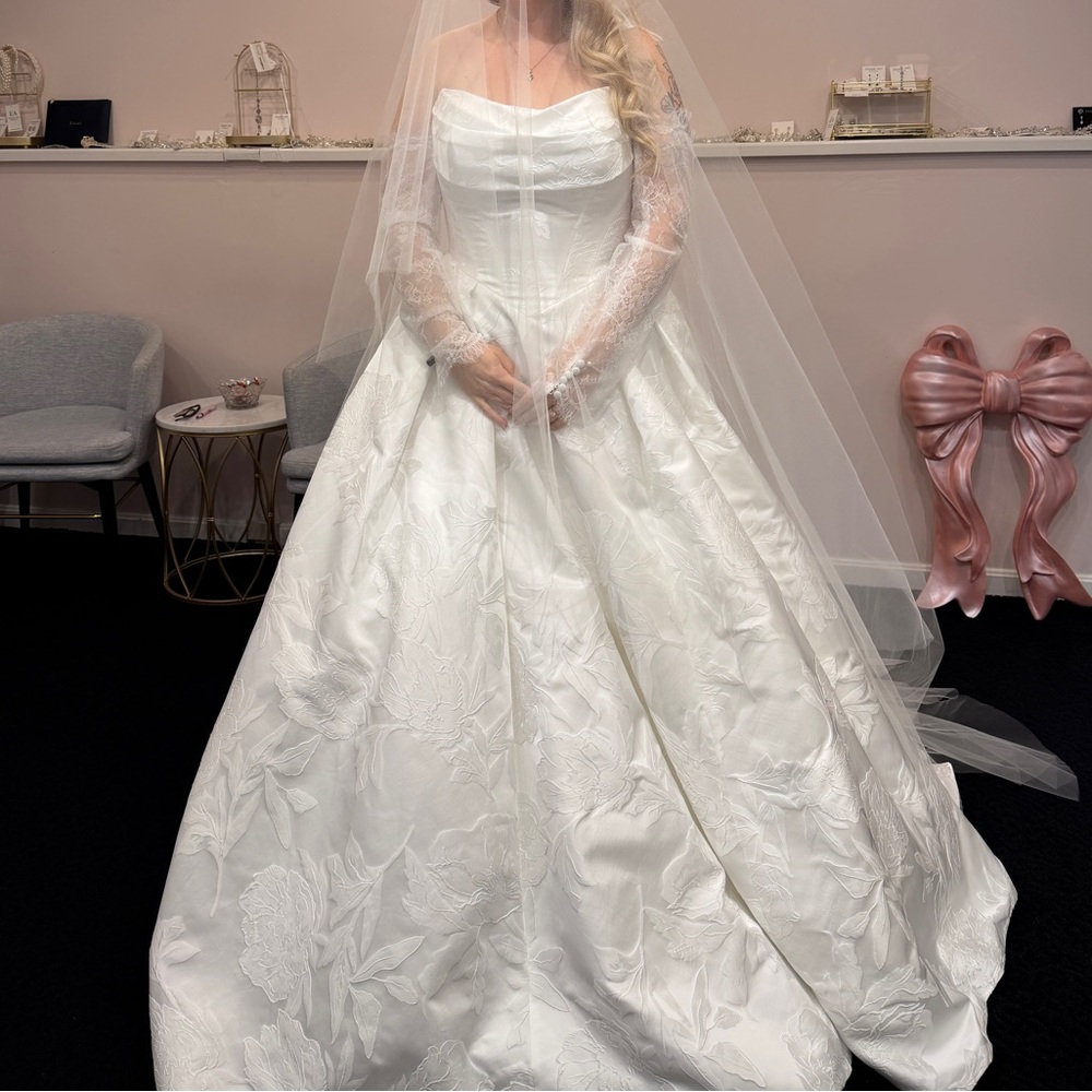 Stella York 8084